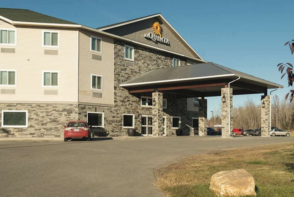 La Quinta By Wyndham Fairbanks Airport Hotel Exterior foto